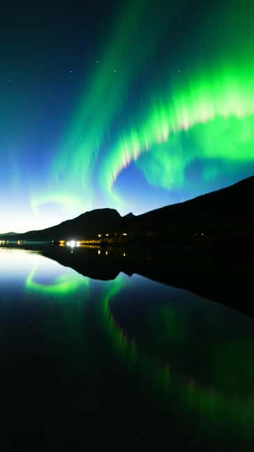 From Tromsø: Aurora Borealis Tour - What stops feel like outside the bus
