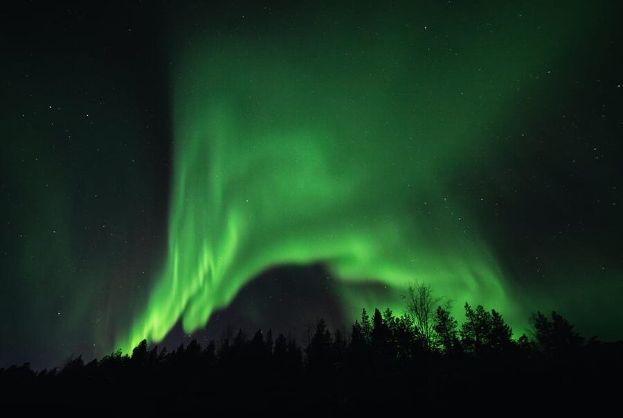 From Tromsø: Aurora Snowshoe Hike - The 4-Hour Rhythm: Clarion Hotel The Edge to Ersfjordbotn and Back
