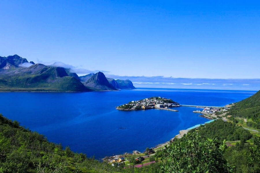 From Tromsø:(Chinese)Senja Day Trip - Back to Tromsø around 16:10 PM: what the return means for your evening