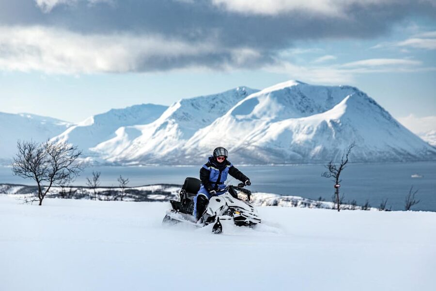 Lyngen: Snowmobile Safari with Lunch in seaside Restaurant - Entering The XLyngen Winter Machine: Meeting Point and First Gear Up