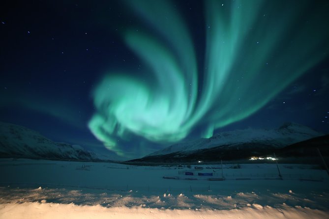 Northern lights photography tour - Aurora Chasing From Tromso With a Photo Focus