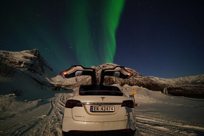 Northern lights - TeslaX Ecofriendly Car - Who this Tromsø Tesla northern lights tour fits best