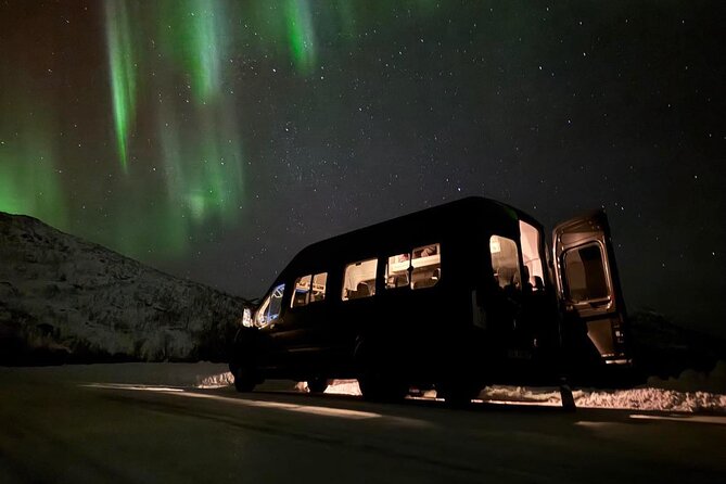 Northern Lights Tour with Hot Food and Drinks in Tromso - Guide Energy: Why Names Like Marius and Kamil Show Up