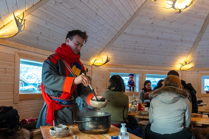 Reindeer feeding & Saami Culture with chance for Northern Lights - Practical Advice Before You Go