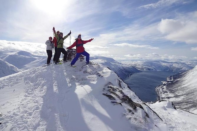 Snowshoe Hill Hike in Tromsø - Why Tromsø Fjords Feel Special From a Snowshoe Summit