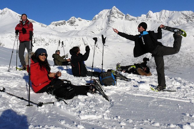 Snowshoe Hill Hike in Tromsø - The 9:30 Meeting Point and How the Day Flows