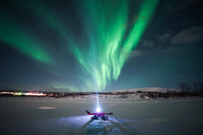 Symphony - Arctic Breeze, teamining up with nature. - Warm thermal suits, hot drinks, and the comfort that keeps you focused