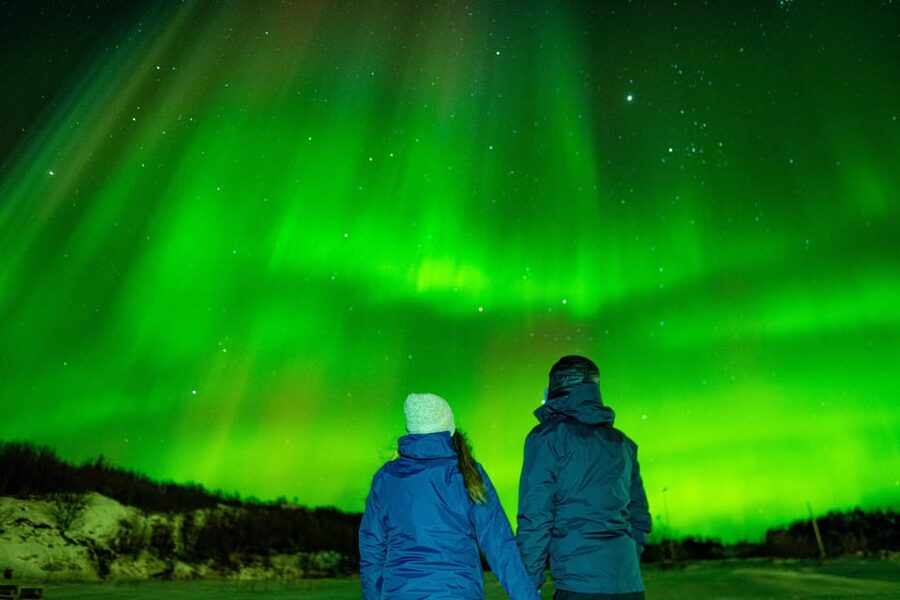 Tromsø Adventurous Northern Lights Small-Group - When the guided snow hike happens, it helps more than you think