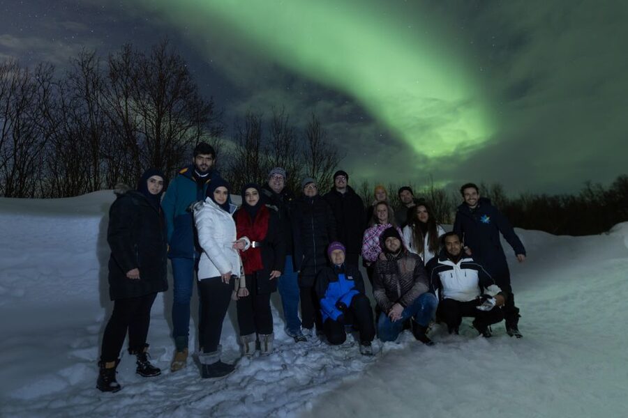 Tromsø: Aurora Borealis, Campfire, Hot Meal, Arctic Tour - What to pack and how to stay warm for 6 to 8 hours outside