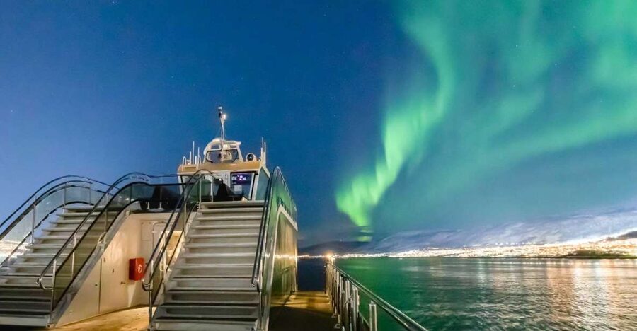Tromsø: Aurora Dinner Cruise by Hybrid-Electric Catamaran - Getting to Brim Explorer at Skarven Kro: The Easy Start