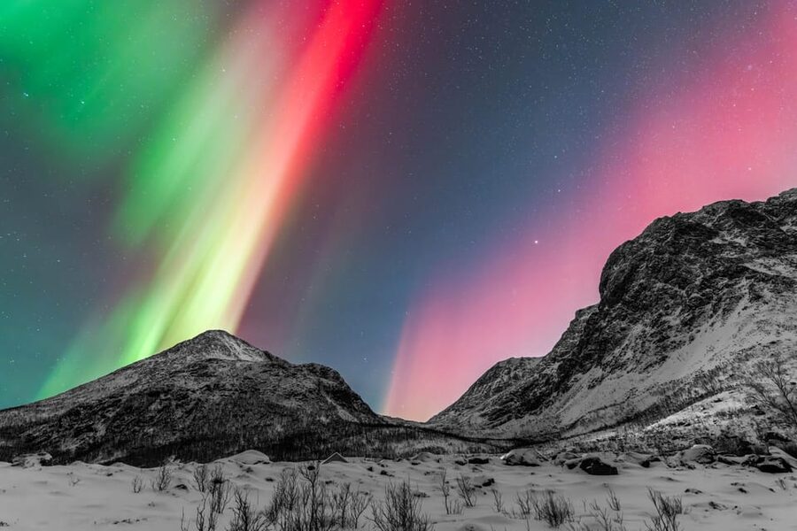 Tromsø: Aurora Quest Minibus Adventure - Stop one around Tromsø: getting your bearings fast