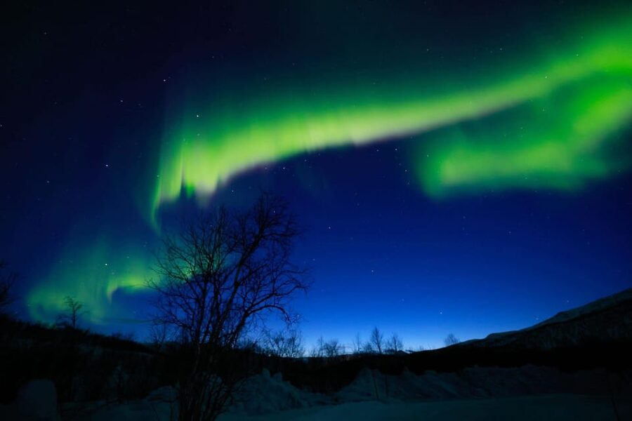 Tromsø Chinese Aurora Tour - Warm Gear, Cold Weather Reality, and What to Pack Anyway