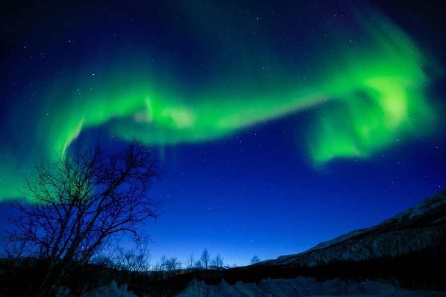 Tromsø Chinese Aurora Tour - Getting to Circle K on Fr. Nansens Plass, Then Out of City Light