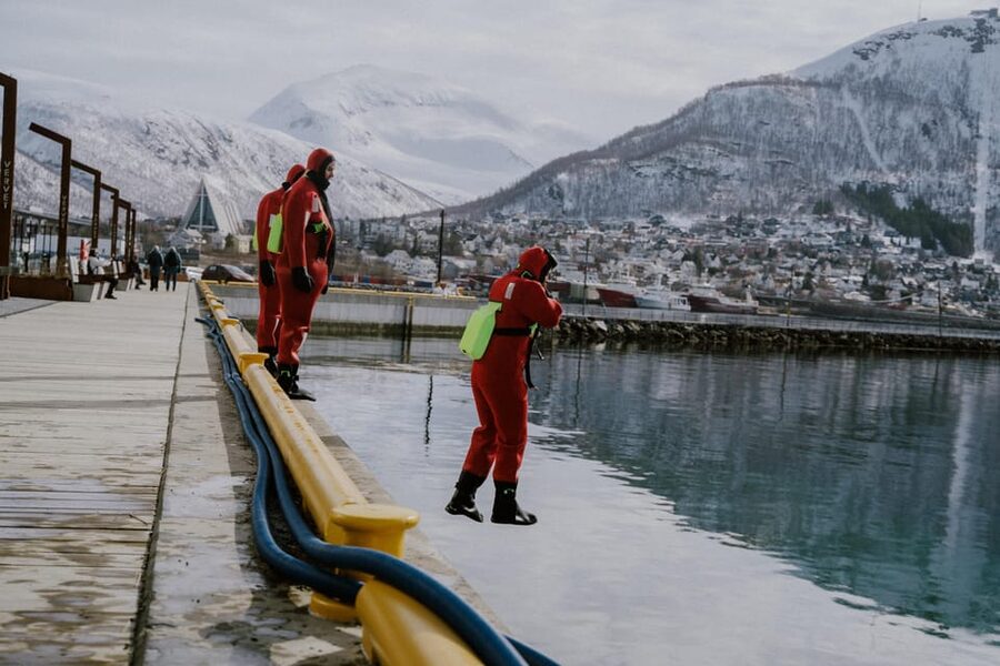 Tromsø city center Urban Floating experience - The Guides, the Photos, and Why People Remember This