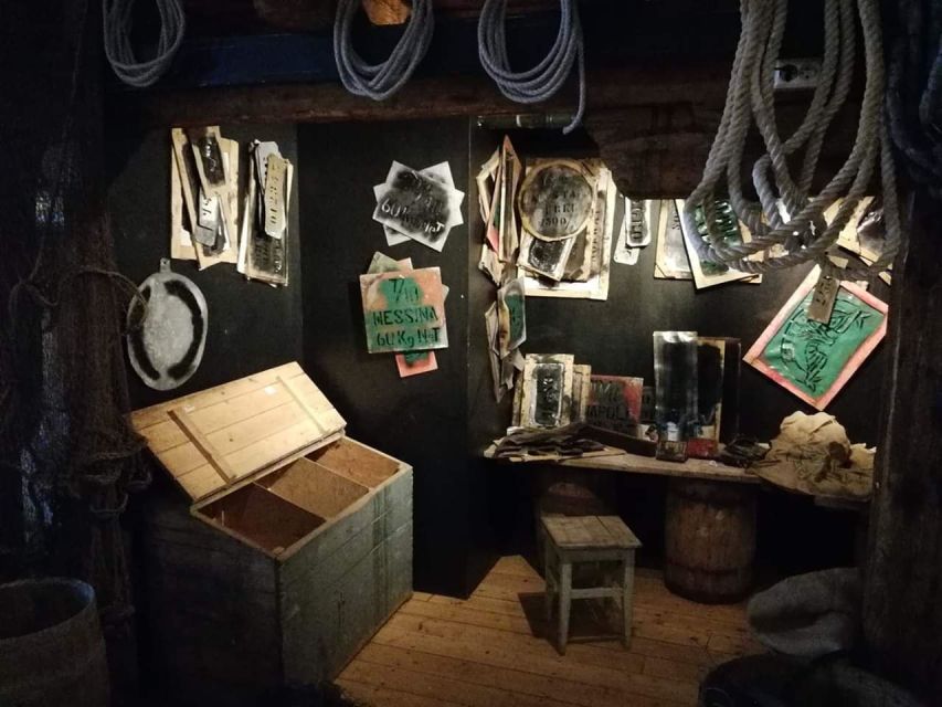 Tromso: Cod-Tasting Tour with Full Steam Museum Entry - Seafarer and Maritime History: The Arctic Gateway Theme