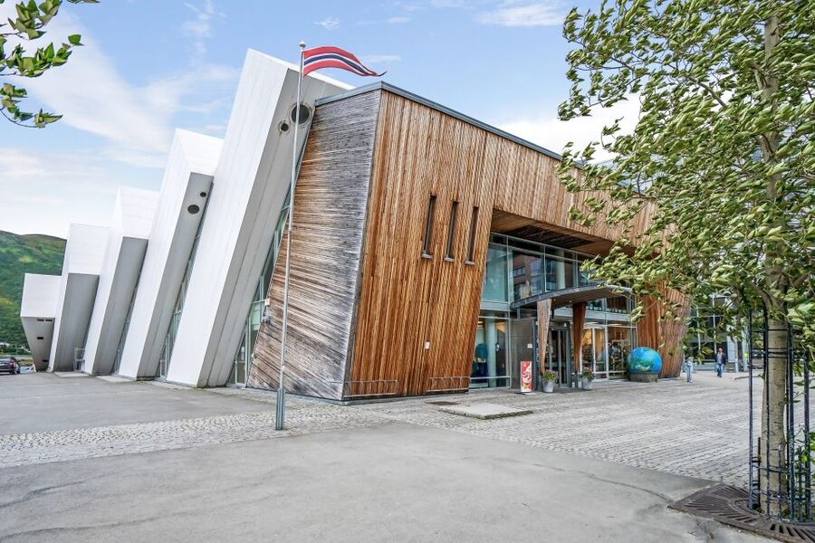Tromsø: Entrance Ticket to Polaria - Interactive Exhibitions and FRAM Research, Learning Without Feeling Like School