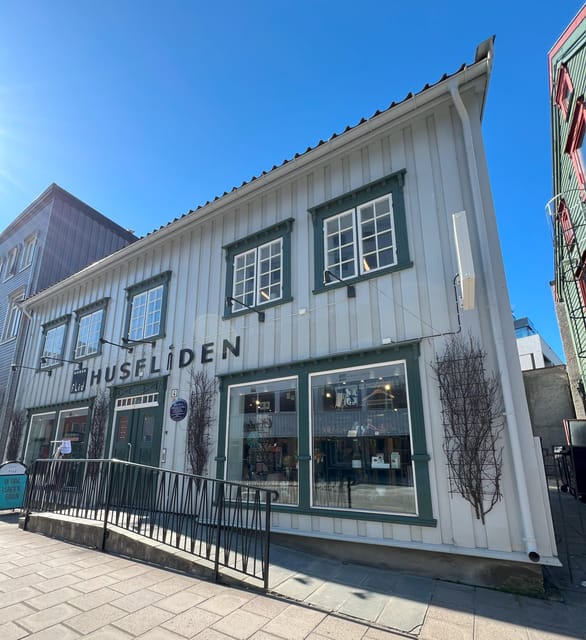 TROMSØ: Explore The City And a Guided Tour Of PolarMuseum! - Getting Your Bearings in Tromsø, Then Making the PolarMuseum Mean Something