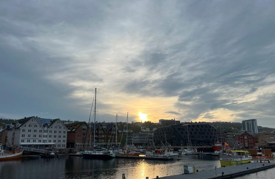 TROMSØ: Explore The City And a Guided Tour Of PolarMuseum! - Guides Really Do the Work: Knut and Lucia Stand Out