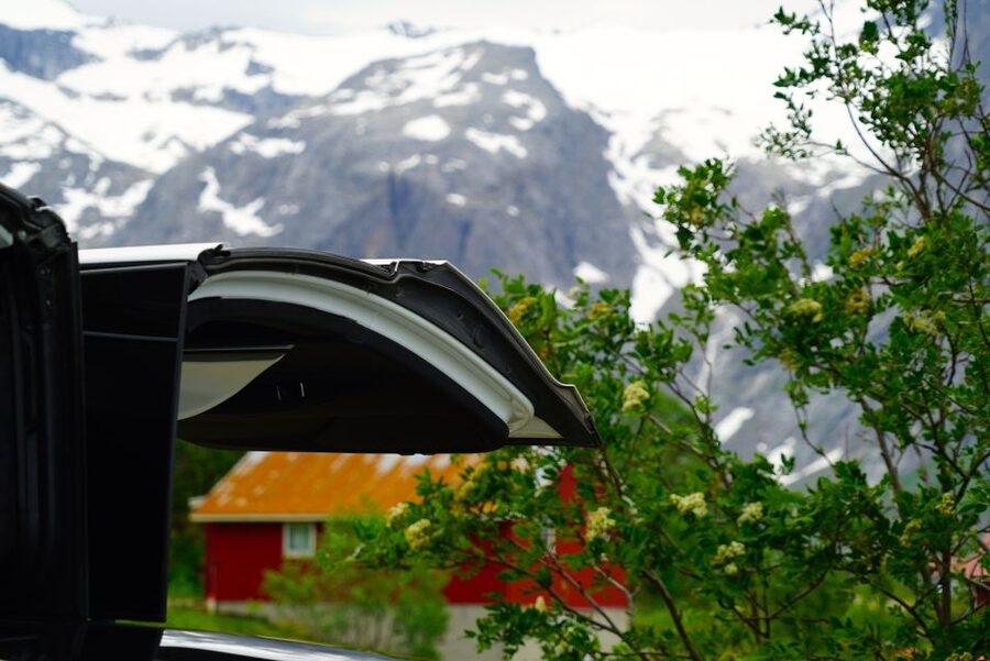 Tromsø: Fjord Sightseeing in a Tesla X Luxury Electric Car - Who This Tour Suits Best, and Who Might Skip It