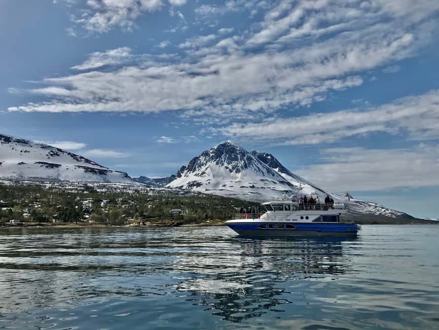 Tromsø: Midnight Sightseeing Cruise All-inclusive - Fishing Opportunities: Trying Your Luck in the Fjords