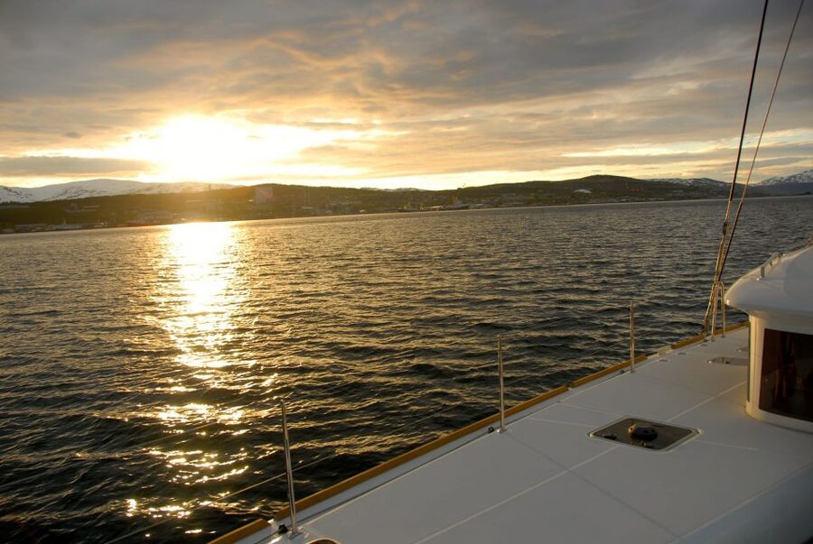 Tromsø: Midnight Sun Cruise in a Luxury Catamaran - Who this cruise suits best (and who may prefer something else)