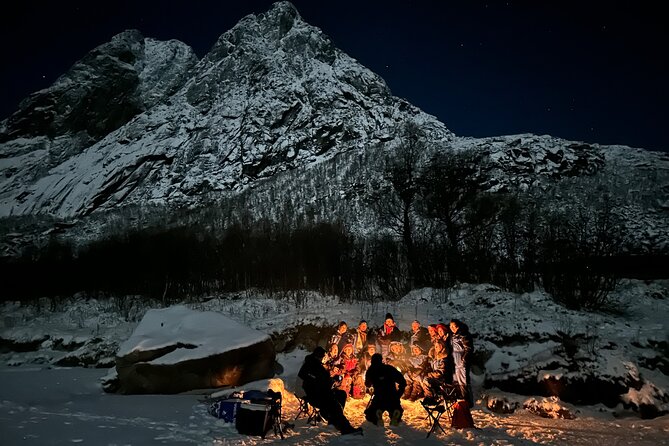 Tromsø: Northern Lights by Minibus - Free Photos and Warm Dinner - The Campfire Dinner: Warm Soup Beats Cold Snacks