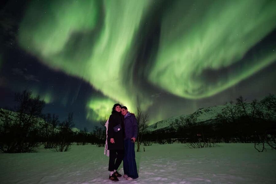 Tromsø: Northern Lights Chase by a comfortable bus - Waiting Outside Is a Skill, and the Tour Builds It for You