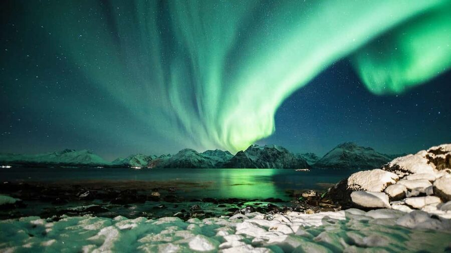 Tromsø: Northern Lights Chase + Free Professional Photos - What you are really paying for: guide effort and a better chance at a long show