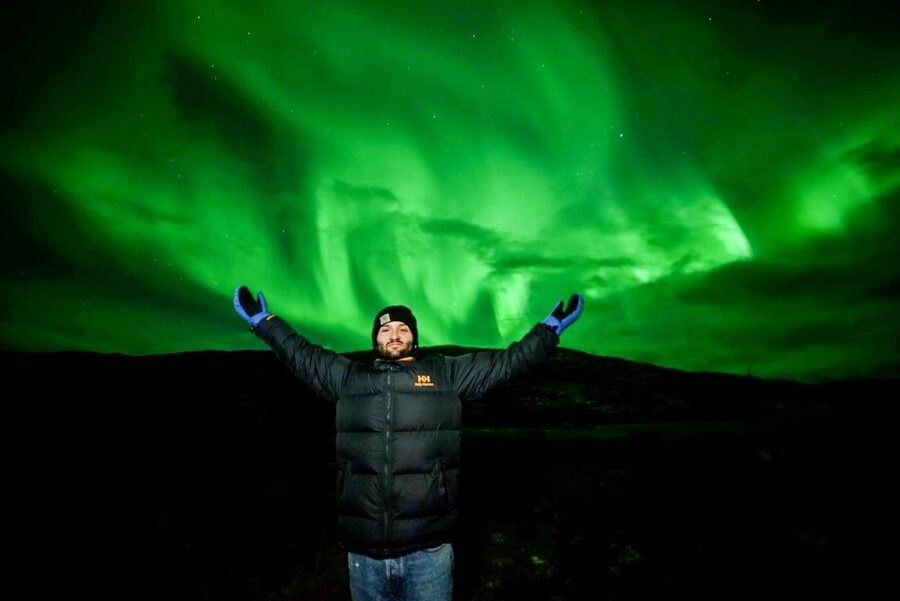 Tromsø: Northern Lights Chase Minibus Tour - What to pack so your night does not turn into survival mode
