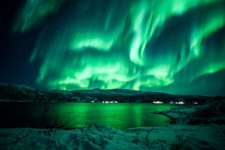 Tromsø: Northern Lights Chase Minibus Tour - How guides find clear skies, and why names keep showing up