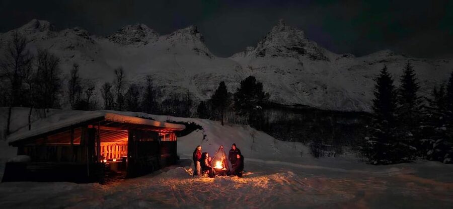 Tromsø: Northern Lights Hunt. Local Guide and Basecamp. - The Troms County Stop: Photo, Coffee, and a Long Look