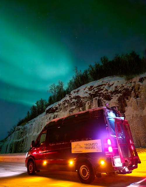Tromsø: Northern Lights Hunt. Local Guide and Basecamp. - How the Guide Hunts the Aurora Borealis (and Why It Can Change)
