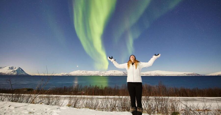 Tromso: Northern Lights Photo Excursion - The 6-Hour Search Around Fjords, Lakes, and Mountains