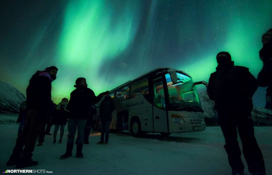 Tromso: Northern Lights Photography Tour by Bus (or miniBus) - The “7 hours” that can feel like a chase (and why variable timing is normal)