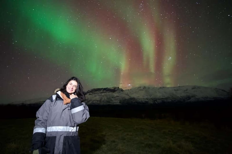 Tromsø: Northern Lights Tour - Meeting at Scandic Ishavshotel and what the first hour feels like