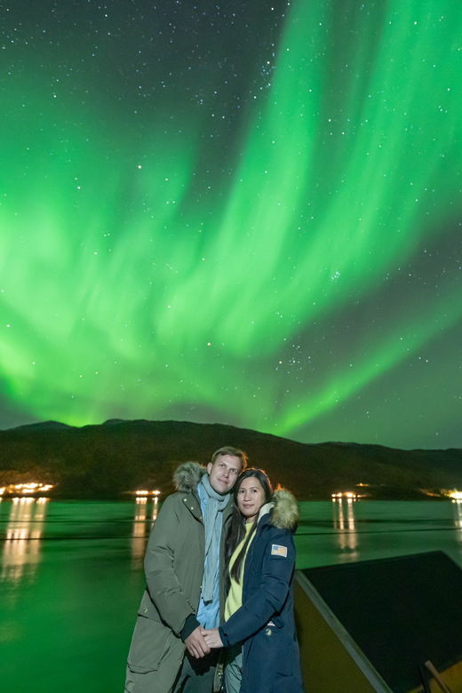 Tromsø: Northern Lights Tour w/Photo, Suits and Local Guide - Why this Northern Lights chase feels different in Tromsø