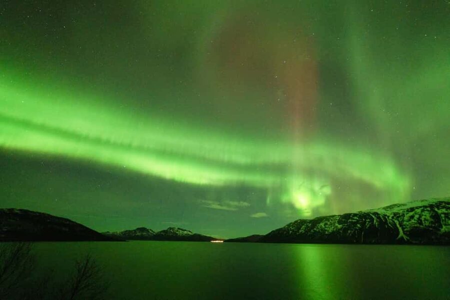 Tromsø: Northern Lights tour with local experts - Why this Aurora safari feels more “guided” than “scheduled”