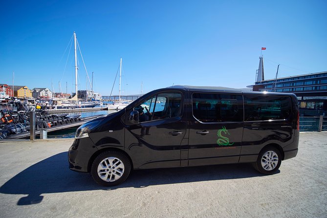 Tromso: Private Aurora Chase by Minivan - What Gear You Need, and What You Can Let the Company Handle