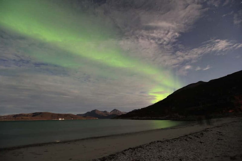 Tromsø: Small Group Northern Lights Hunt - Should you book this Northern Lights hunt in Tromsø?