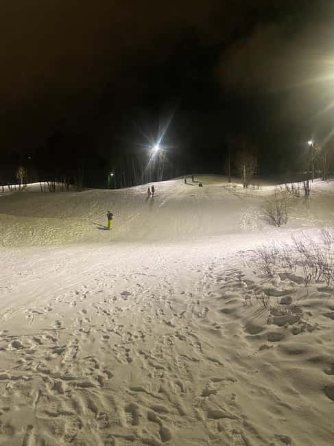 Tromsø: Snow Sledding, Mini Skiing, Lasso and Reindeer Hides - Where You Meet At Charlottenlund, And How The Start Works