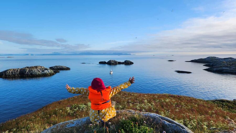 Tromsø: Sommaroy Fjord Tour with Lunch Option & Midnight Sun - Why Sommarøy and the Barents Sea fit a good Tromsø itinerary