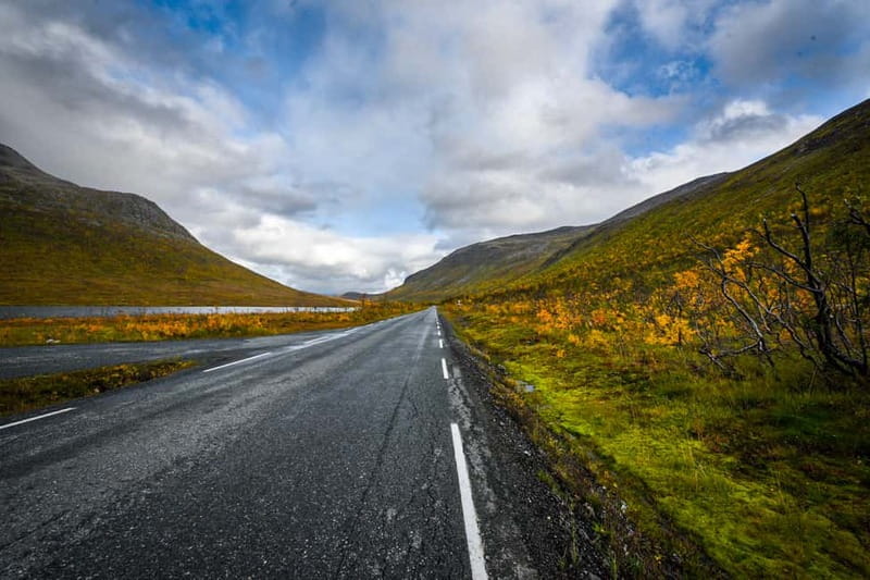 Tromsø: Sommaroy Fjord Tour with Lunch Option & Midnight Sun - Sommarøy and the viewpoint stops: what each stage gives you