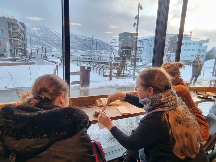 Tromsø Sweet Temptations tour: afternoon tea & chocolates - The walking part: landmarks, old town colors, and the quayside